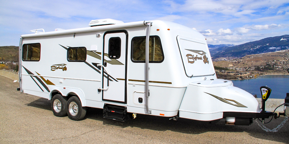 Top All-Weather Campers to Brave Subfreezing Temperatures