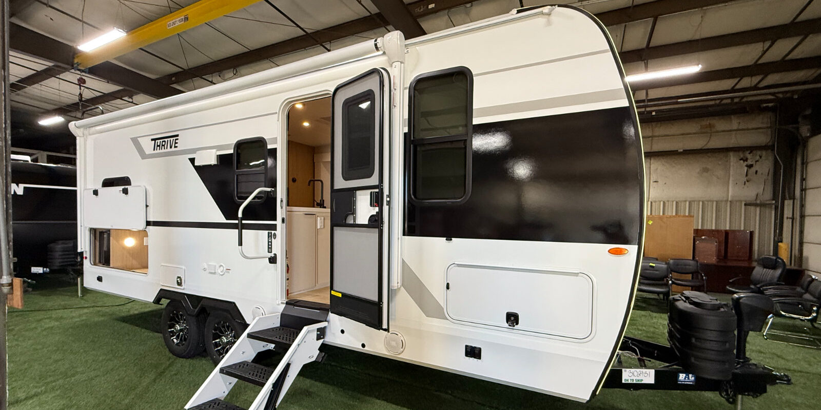 2026 Winnebago Thrive 22MBH Review