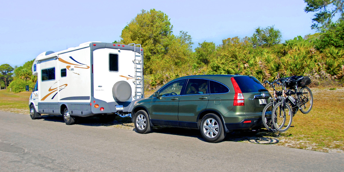 What Is Flat Towing? We Explain Every Dinghy Thingy