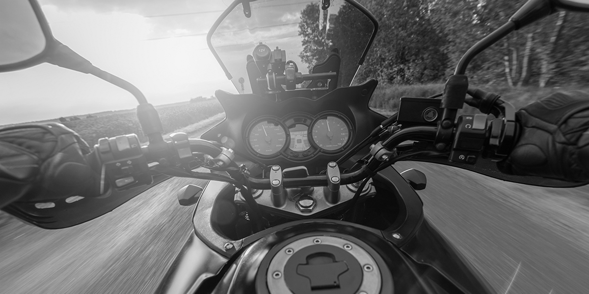How motorcycle dashboard design affects riders