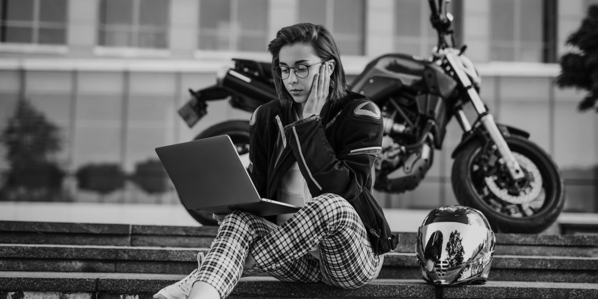 How to Create a For-Sale Motorcycle Listing That Doesn’t Have Red Flags