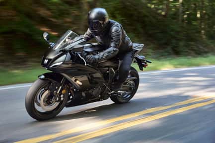 Yamaha YZF-R7: The Supersport Bike That Brings the Thrill