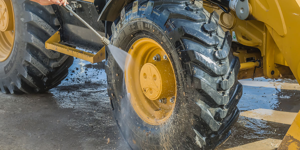 preparing heavy equipment for a sale
