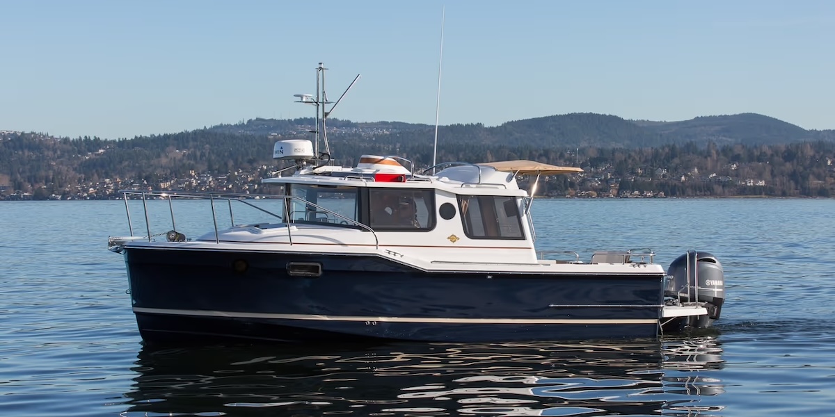 Ranger Tugs R-23